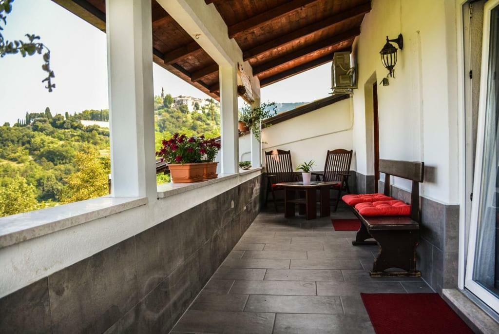 Guest House Most بوزت المظهر الخارجي الصورة